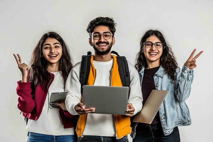 Click image for larger version

Name:	three-people-with-laptops-one-has-yellow-scarf-it_1277828-29502.jpg?w=740.jpg
Views:	3
Size:	84.7 KB
ID:	120563